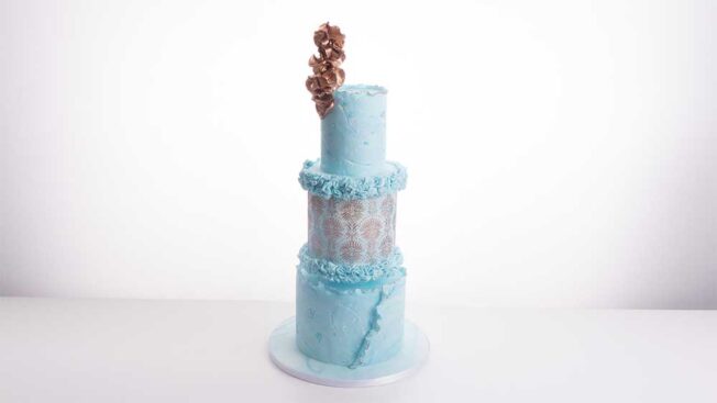 Atlantis - sea blue wedding cake