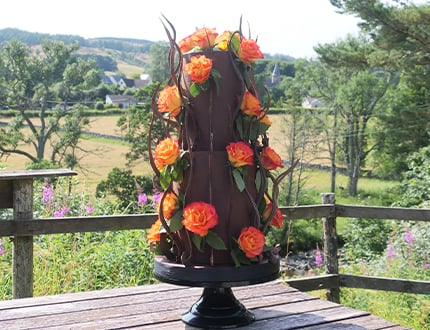 Cocoa Flaming Beauty Wedding Cake