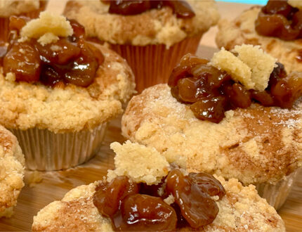 Festive Cinnamon Apple Cupcakes