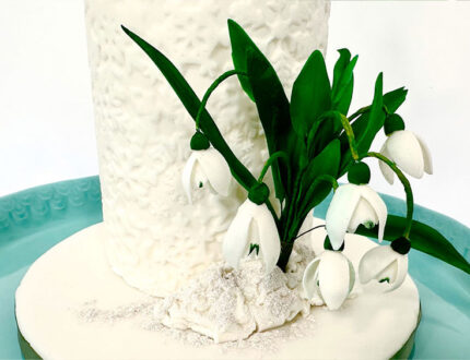 Sugar Snowdrops wedding cake